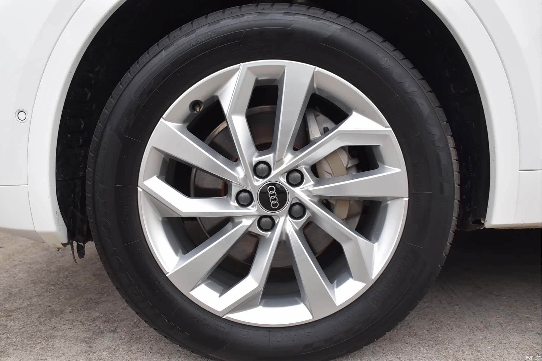 Audi Q5L, 2021 17