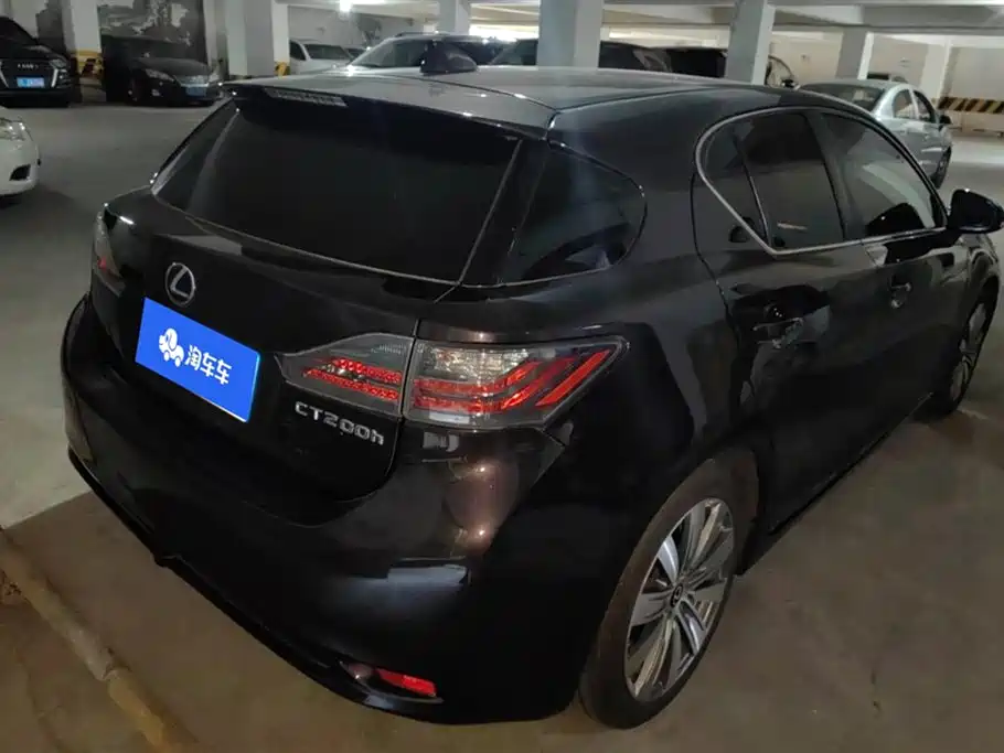 Lexus CT