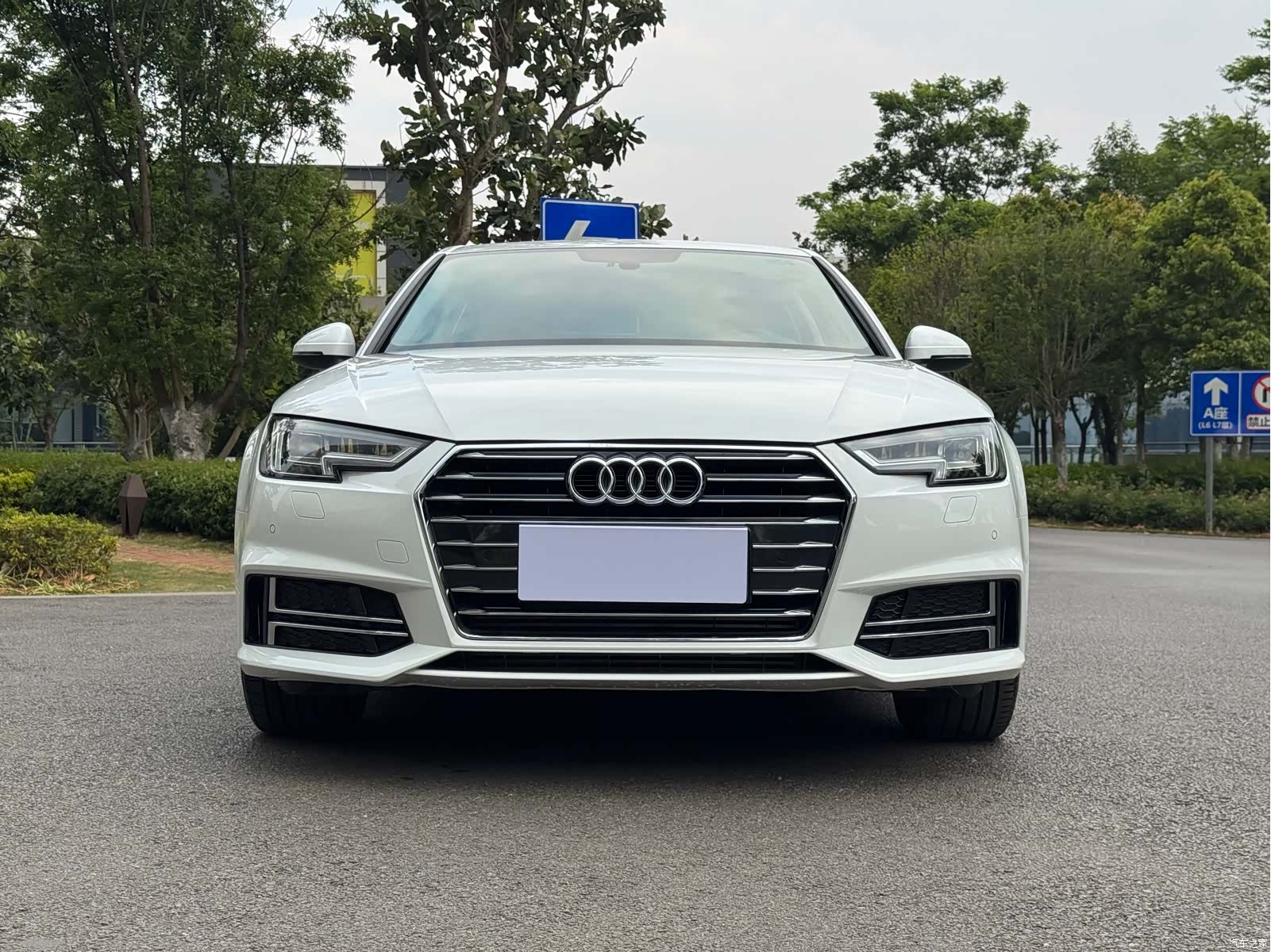 Audi A4L, 2019 2