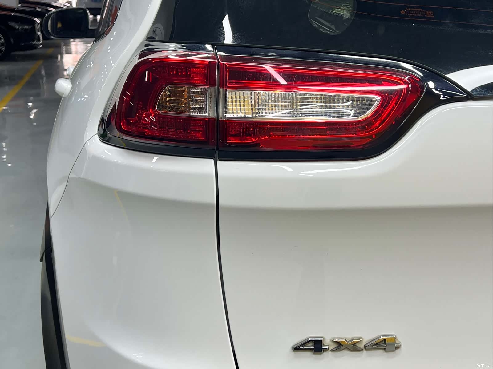 Jeep Cherokee, 2016 28