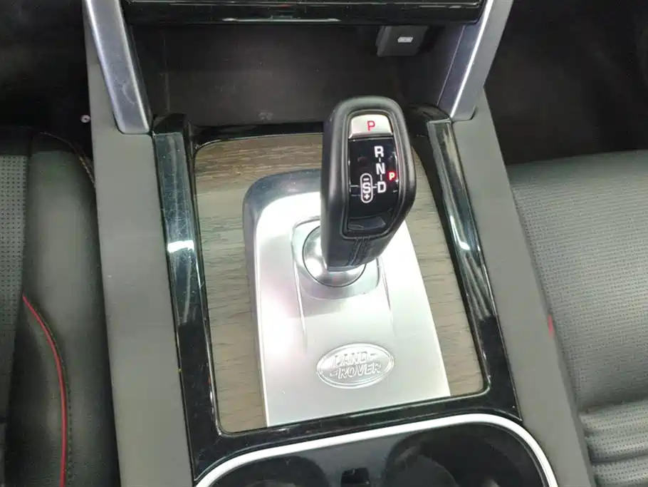 Land Rover Discover sports