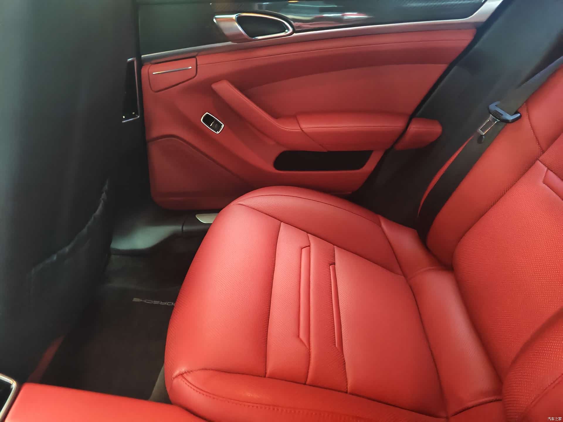 Porsche Panamera, 2011 14