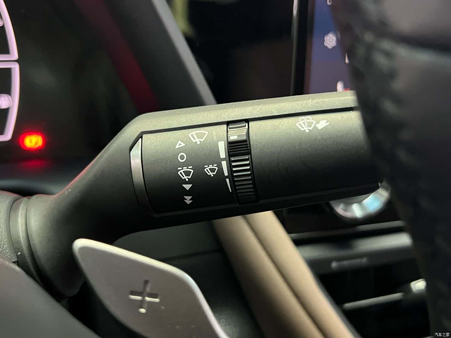 Lexus ES, 2025 24