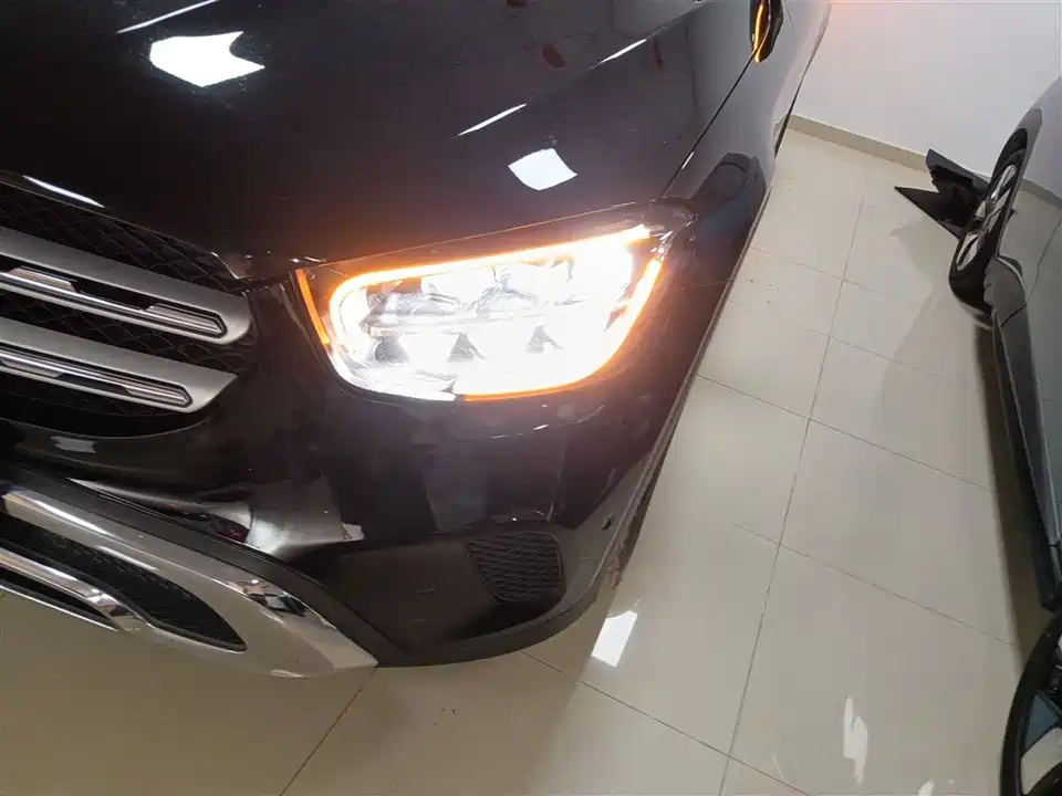 Mercedes-Benz GLC Mercedes-Benz GLC
