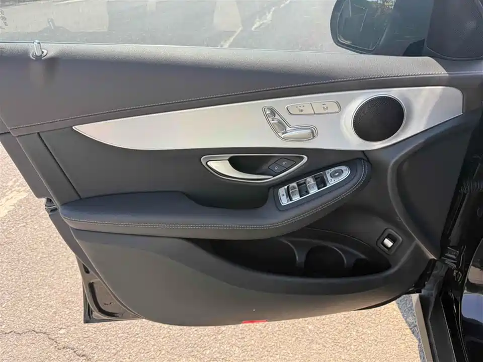 Mercedes-Benz GLC Mercedes-Benz GLC