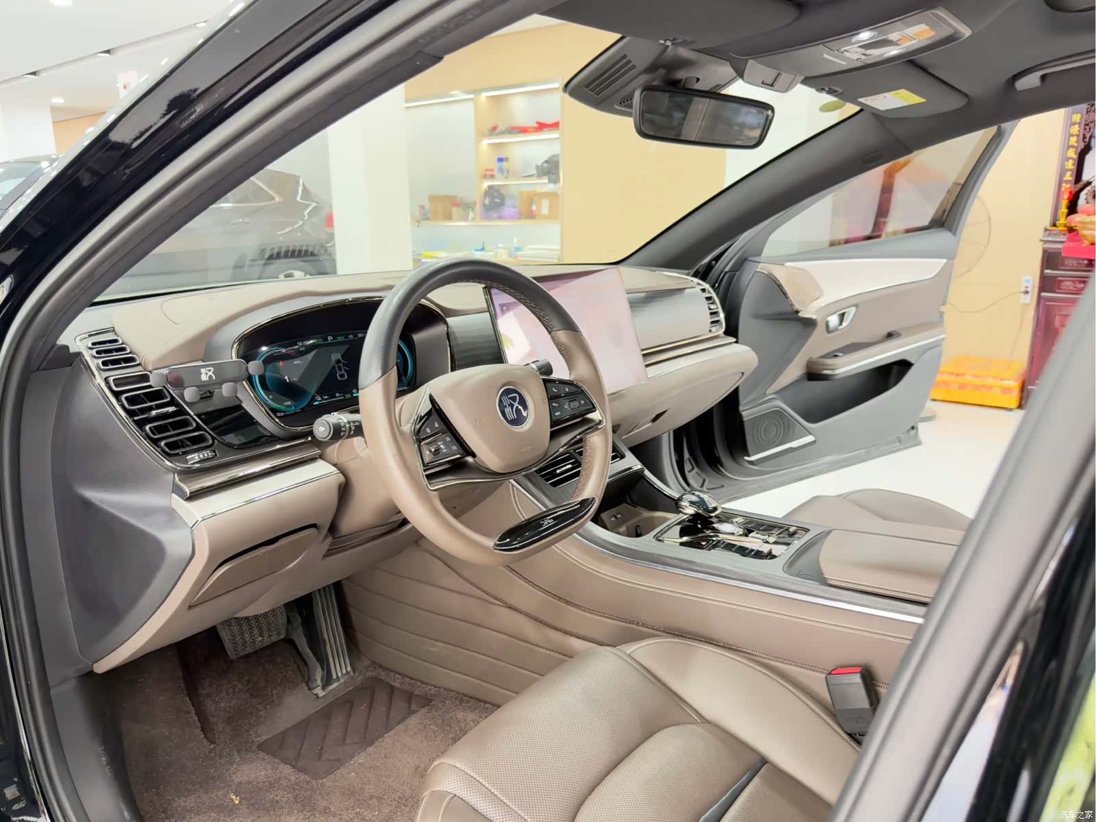 BYD Han, 2021 4