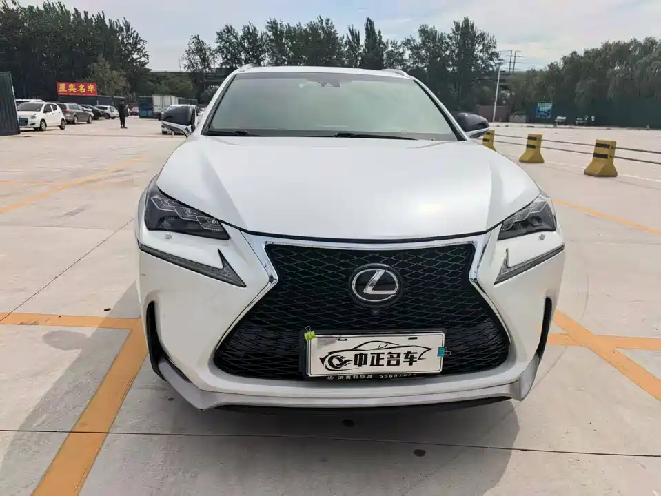 Lexus NX