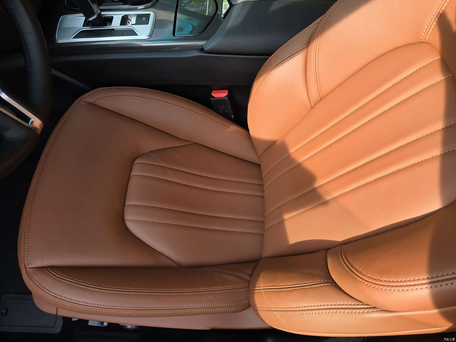 Maserati Ghibli, 2015 10