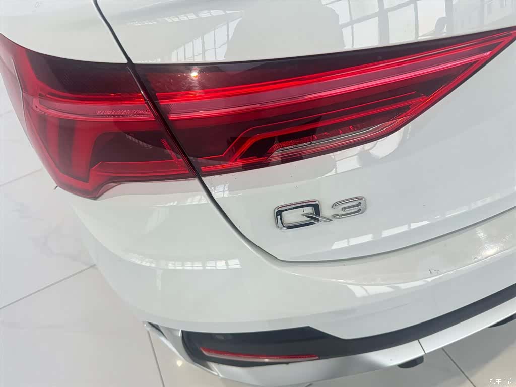 Audi Q3, 2021 10