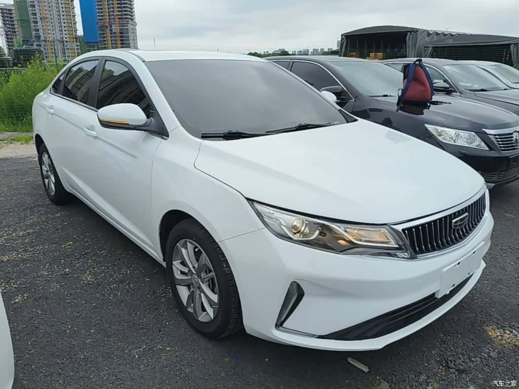 Geely Emgrand, 2021 4