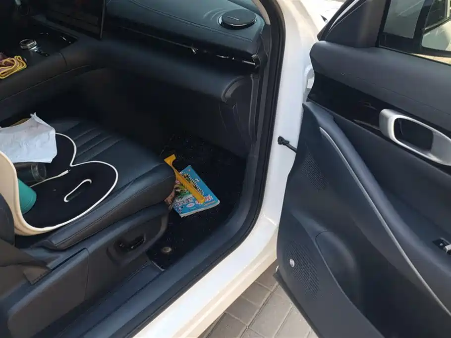 Geely Galaxy Galaxy E5