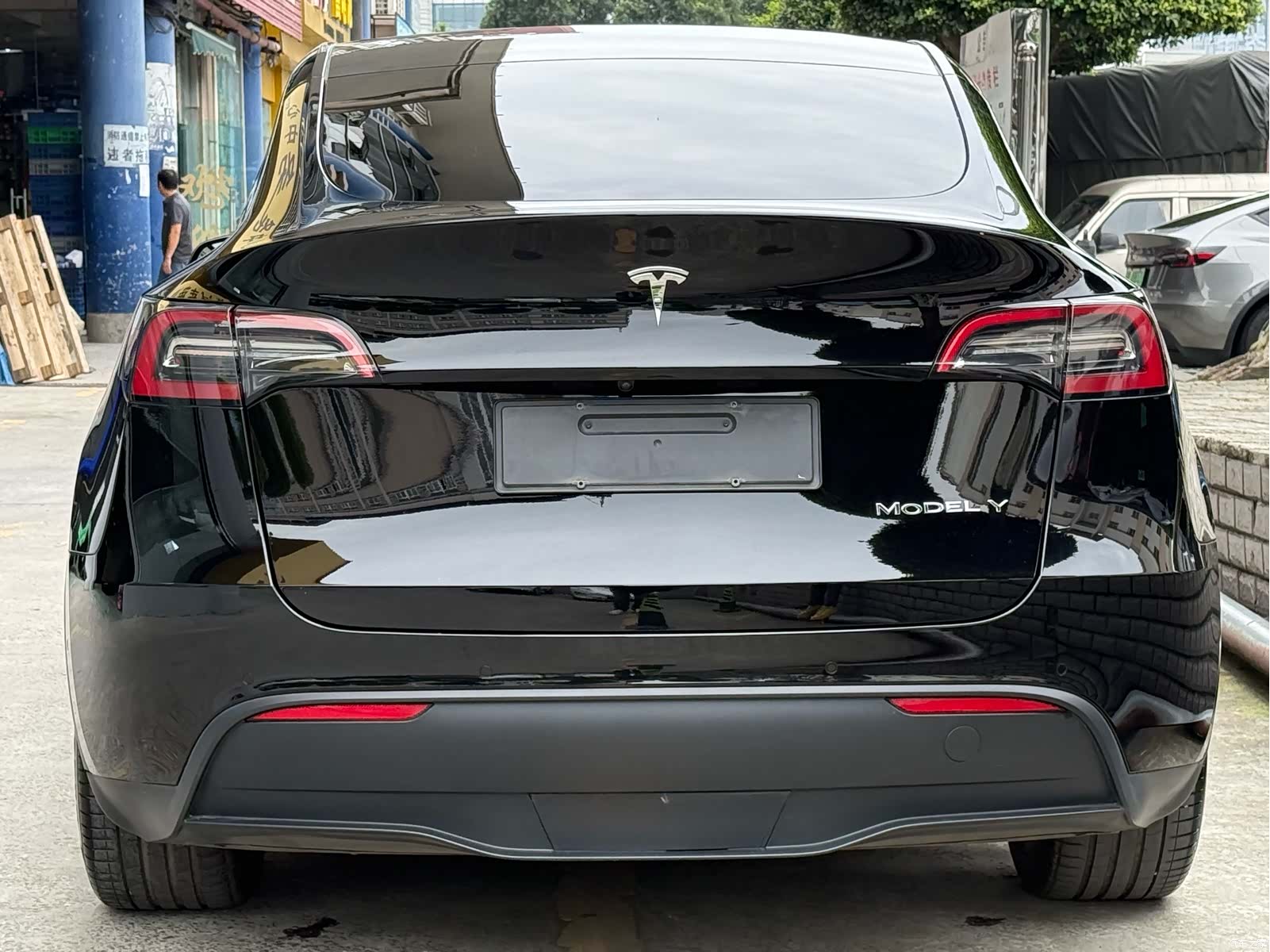Tesla Model Y, 2022 все фото