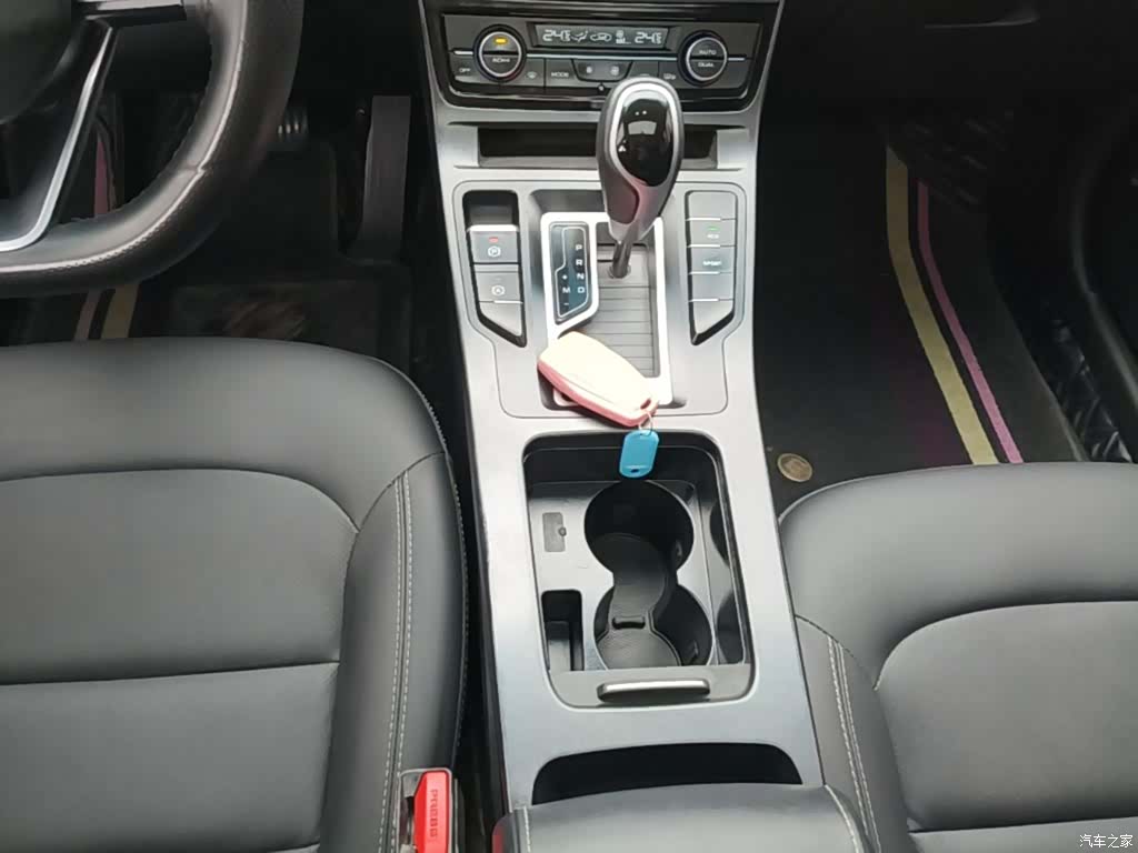 Geely Emgrand, 2021 14