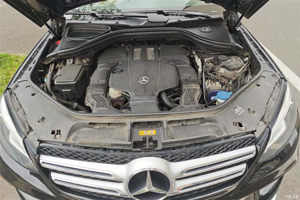 Mercedes-Benz GLE, 2016 10