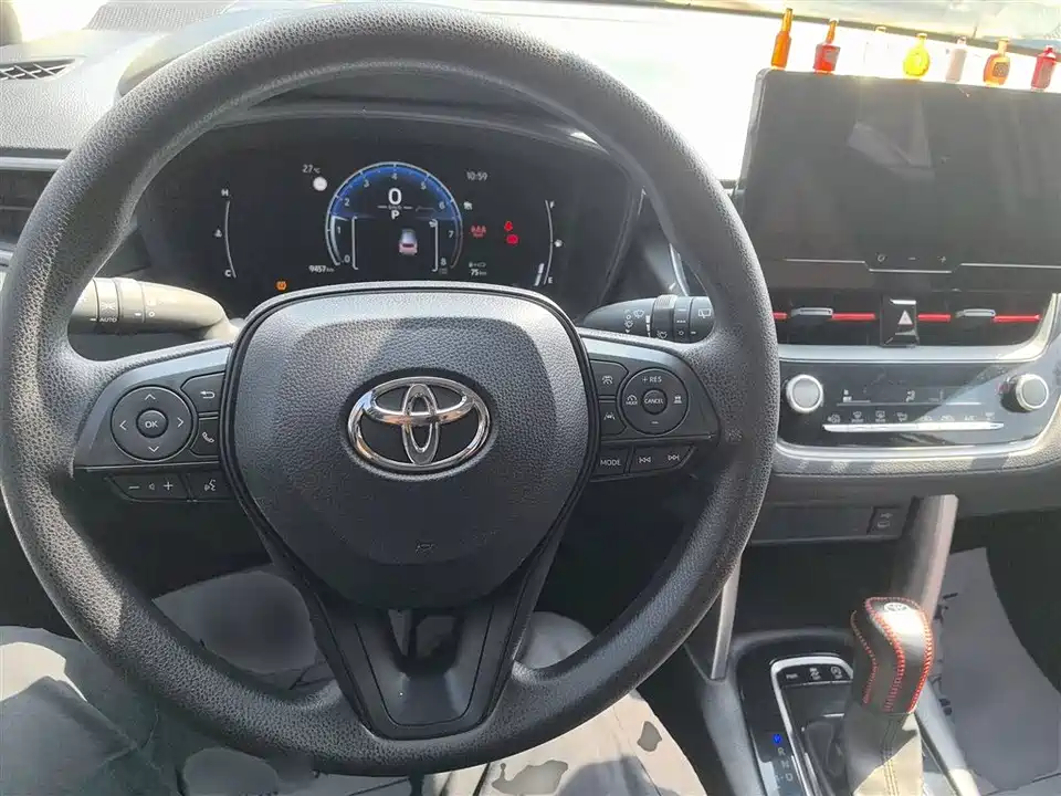 Toyota Corolla Sharp amplifier