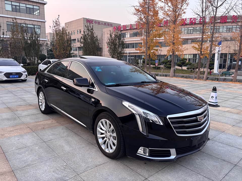 Cadillac XTS