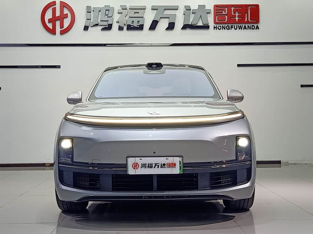 Li Auto L8
