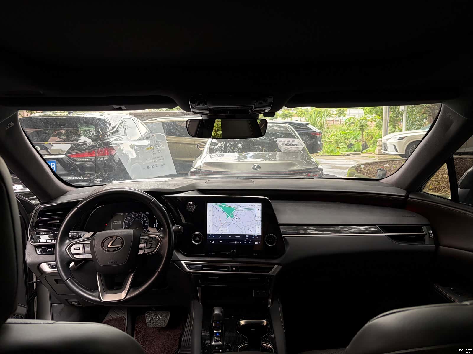 Lexus RX, 2023 10