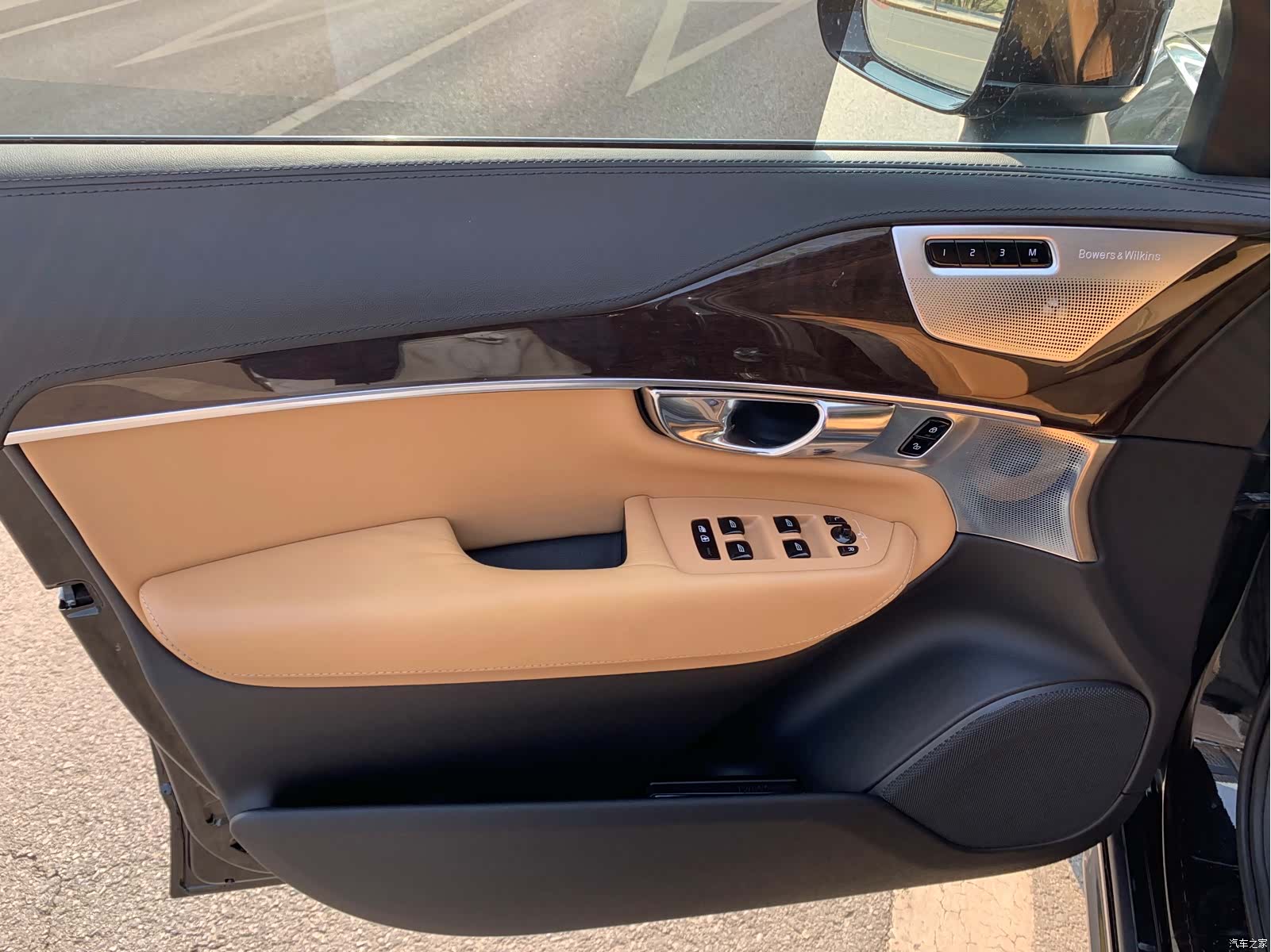 Volvo XC90, 2015 11