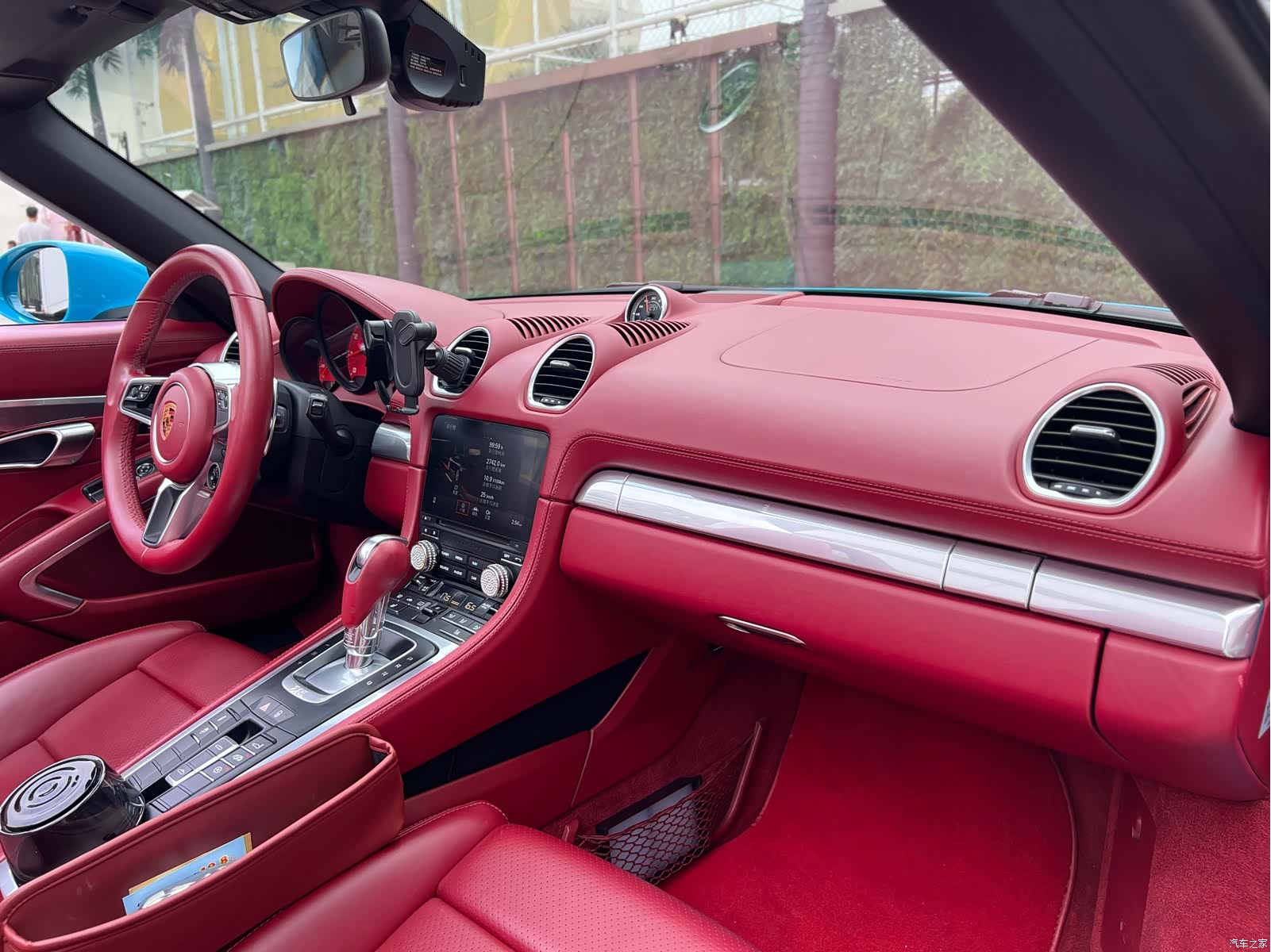 Porsche Boxster, 2018 11