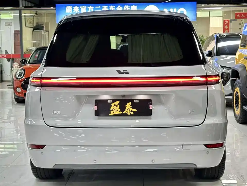 Li Auto Ideal L9