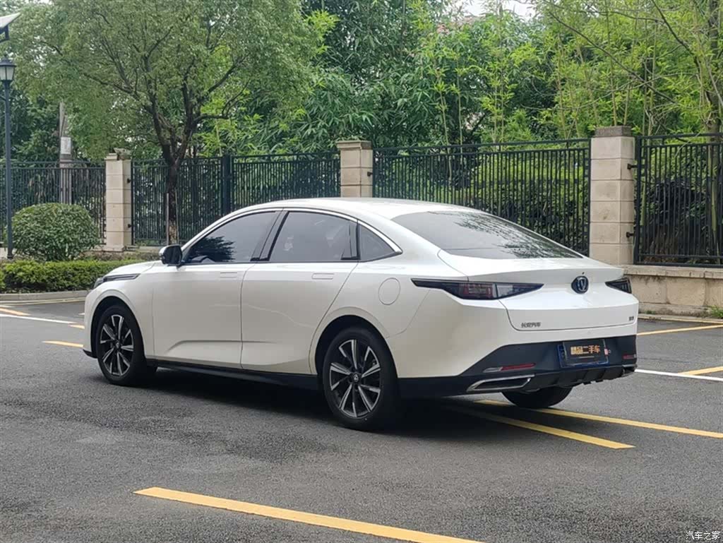 Changan Eado, 2024 8