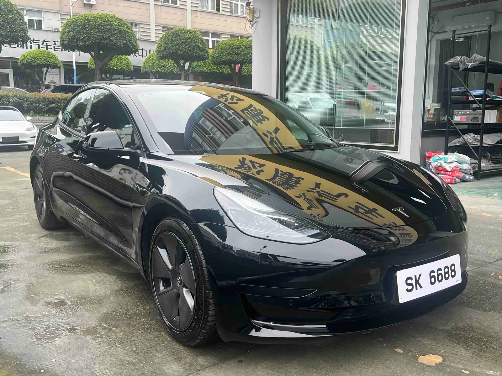 Tesla Model 3, 2023 3
