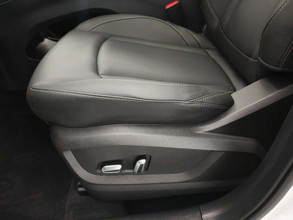 Chery Tiggo 8, 2025 20
