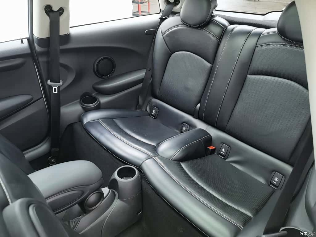Mini Cooper, 2018 15