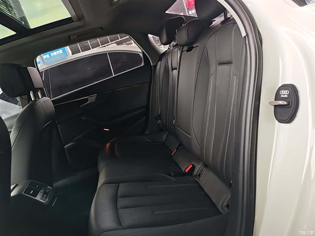 Audi A4L, 2020 17