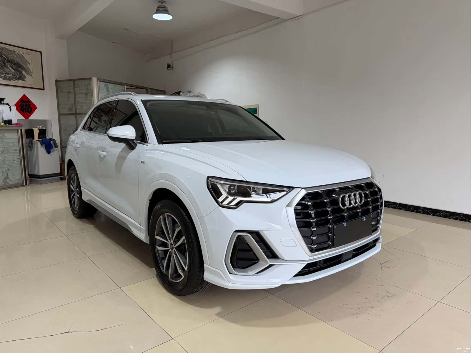 Audi Q3, 2023 3