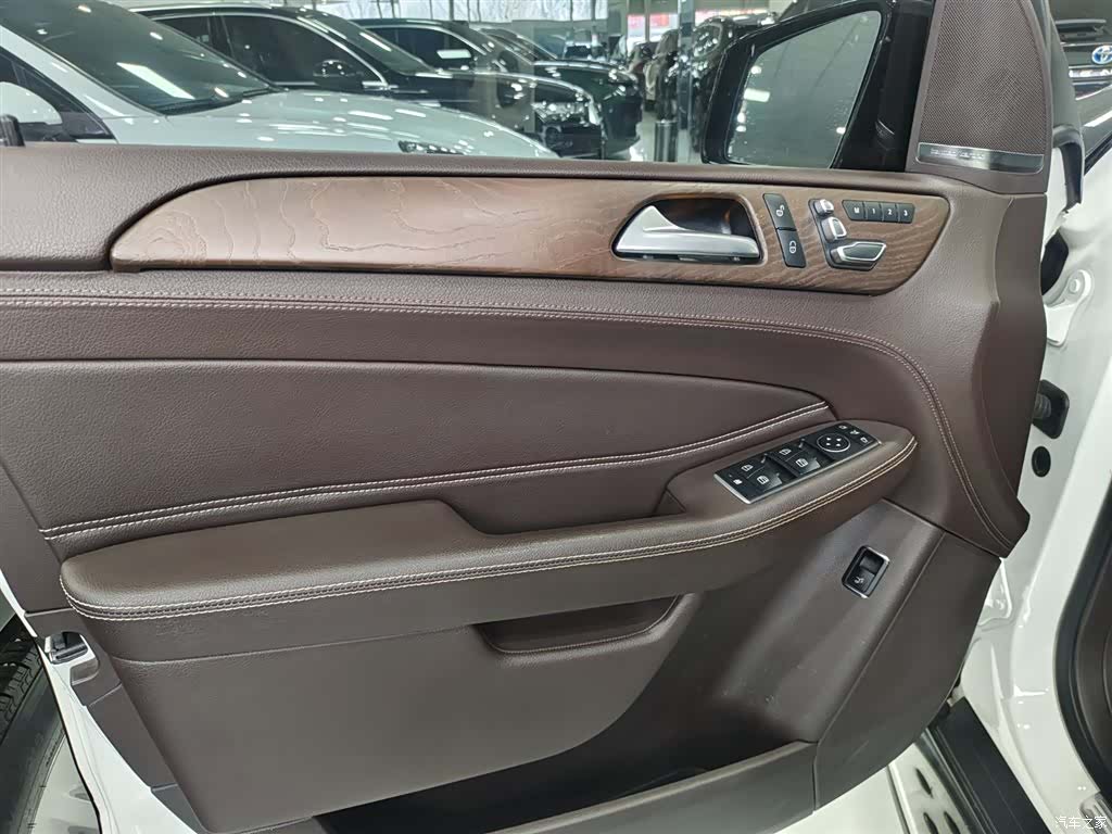 Mercedes-Benz GLE, 2019 3