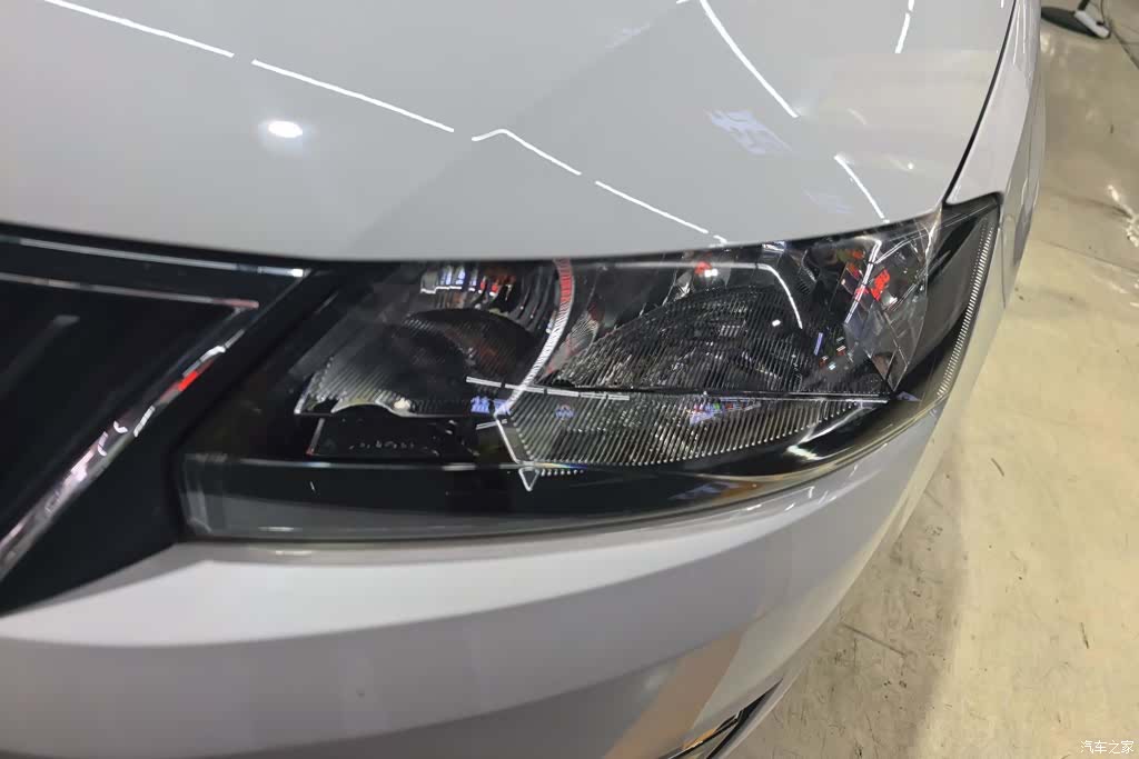 Skoda Rapid, 2014 все фото