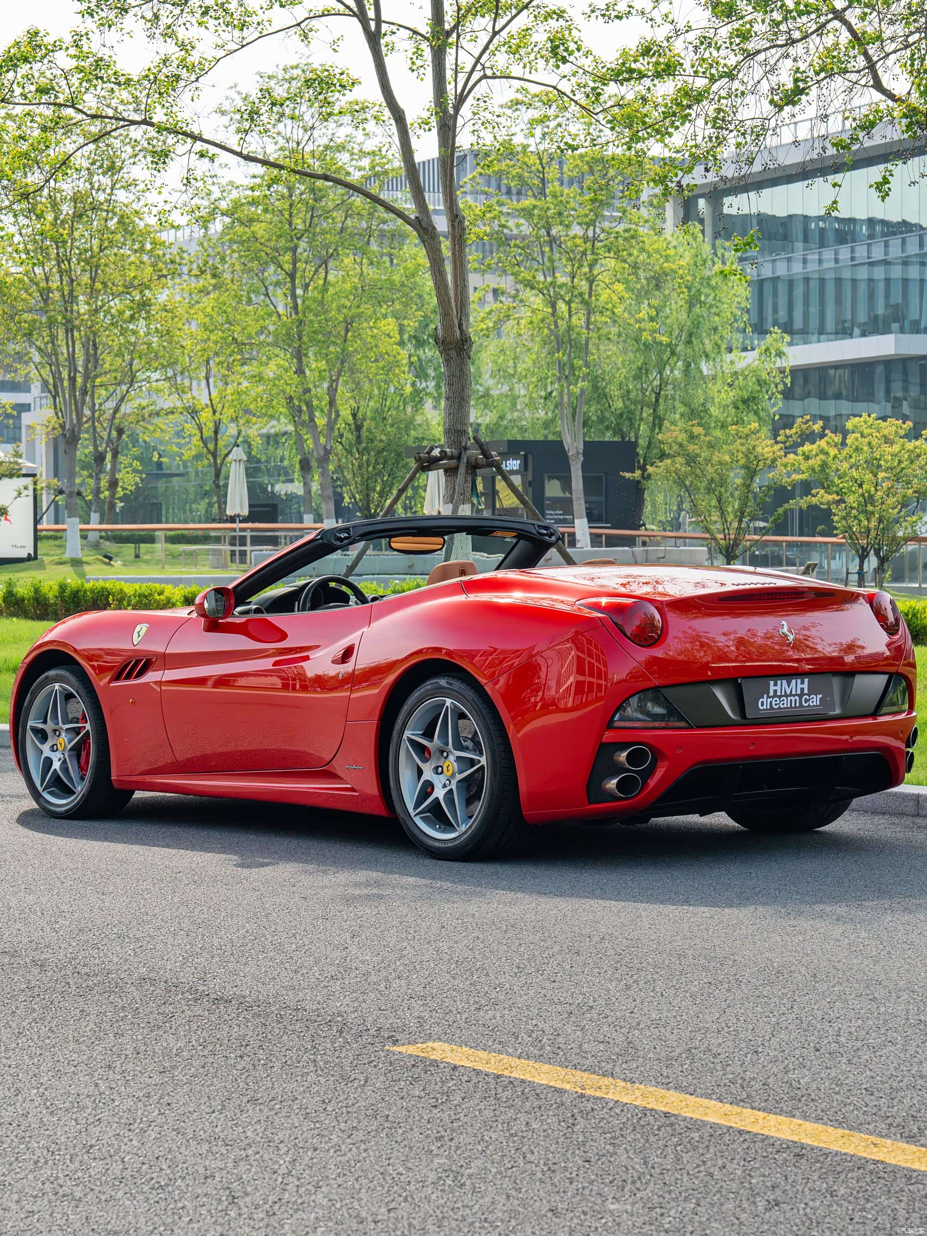 Ferrari California, 2011 10
