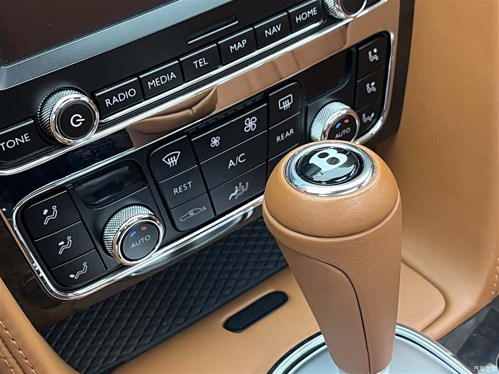 Bentley Flying Spur, 2016 19