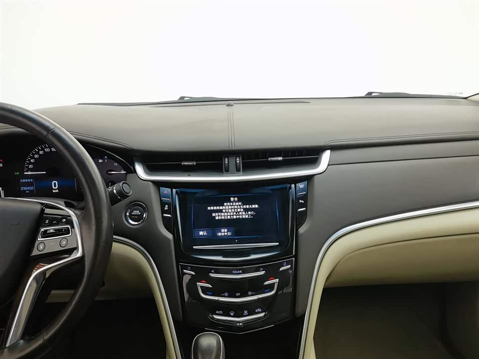 Cadillac XTS