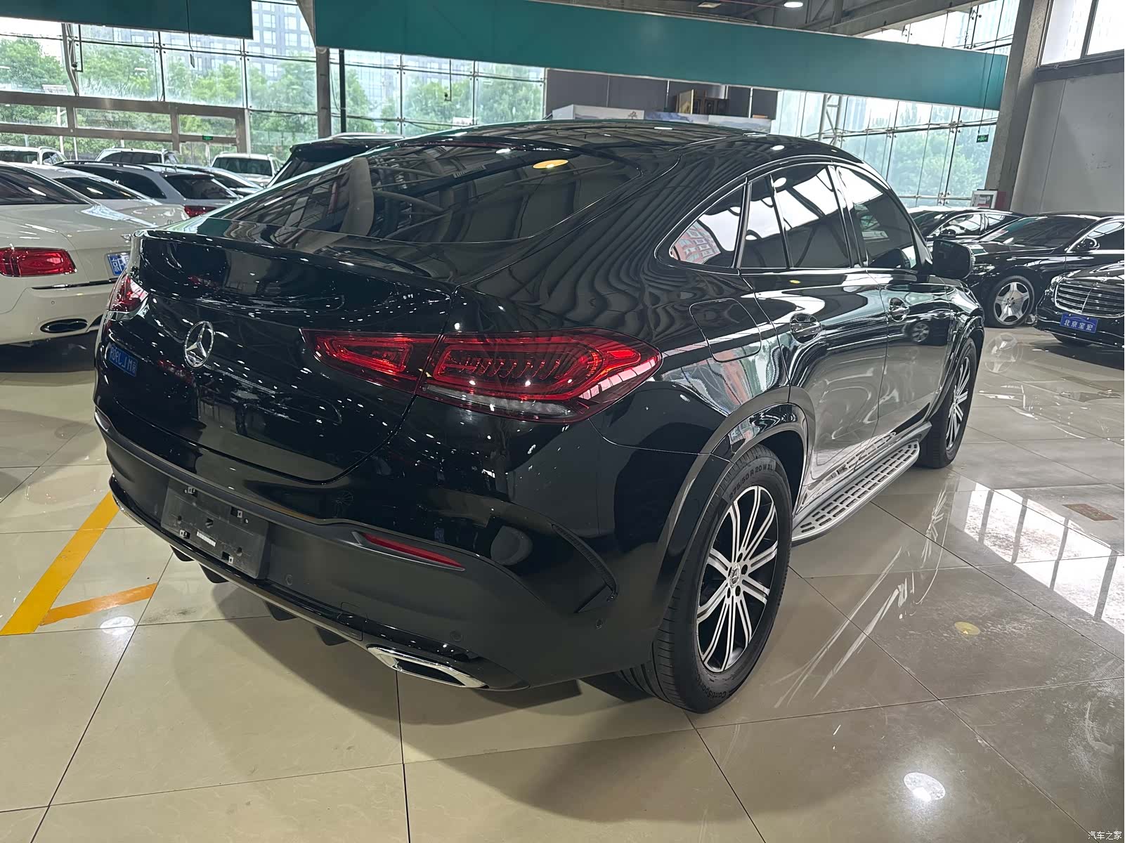 Mercedes-Benz GLE, 2022 все фото
