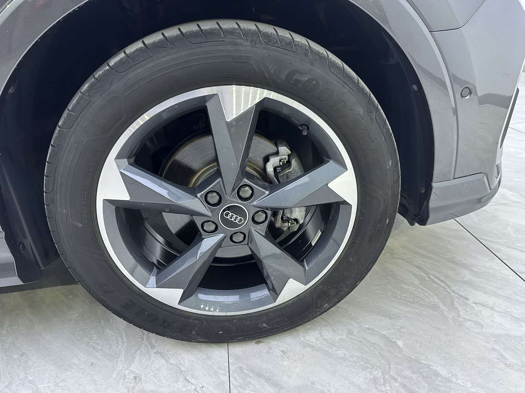 Audi Q3, 2023 18