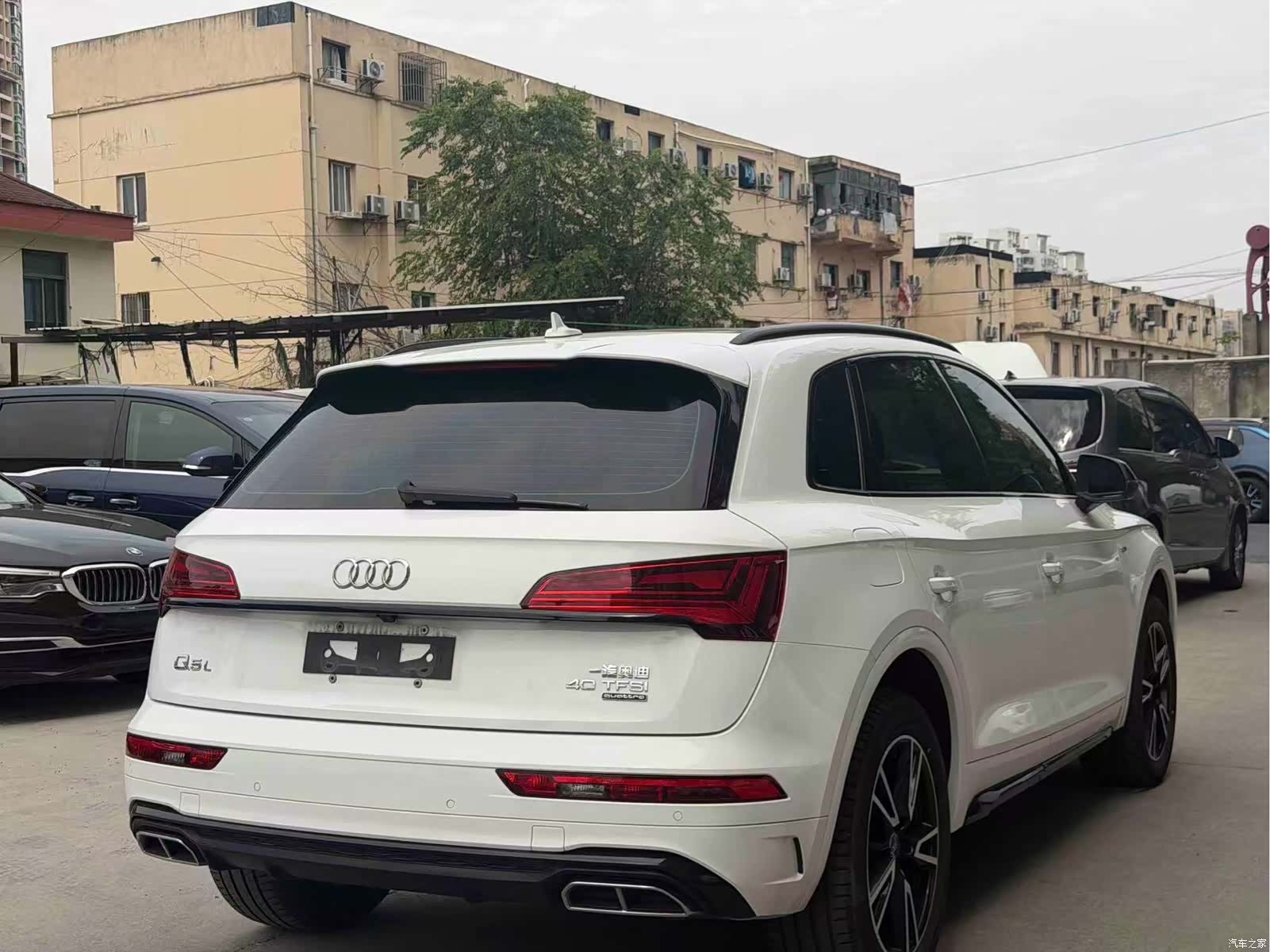 Audi Q5L, 2022 все фото