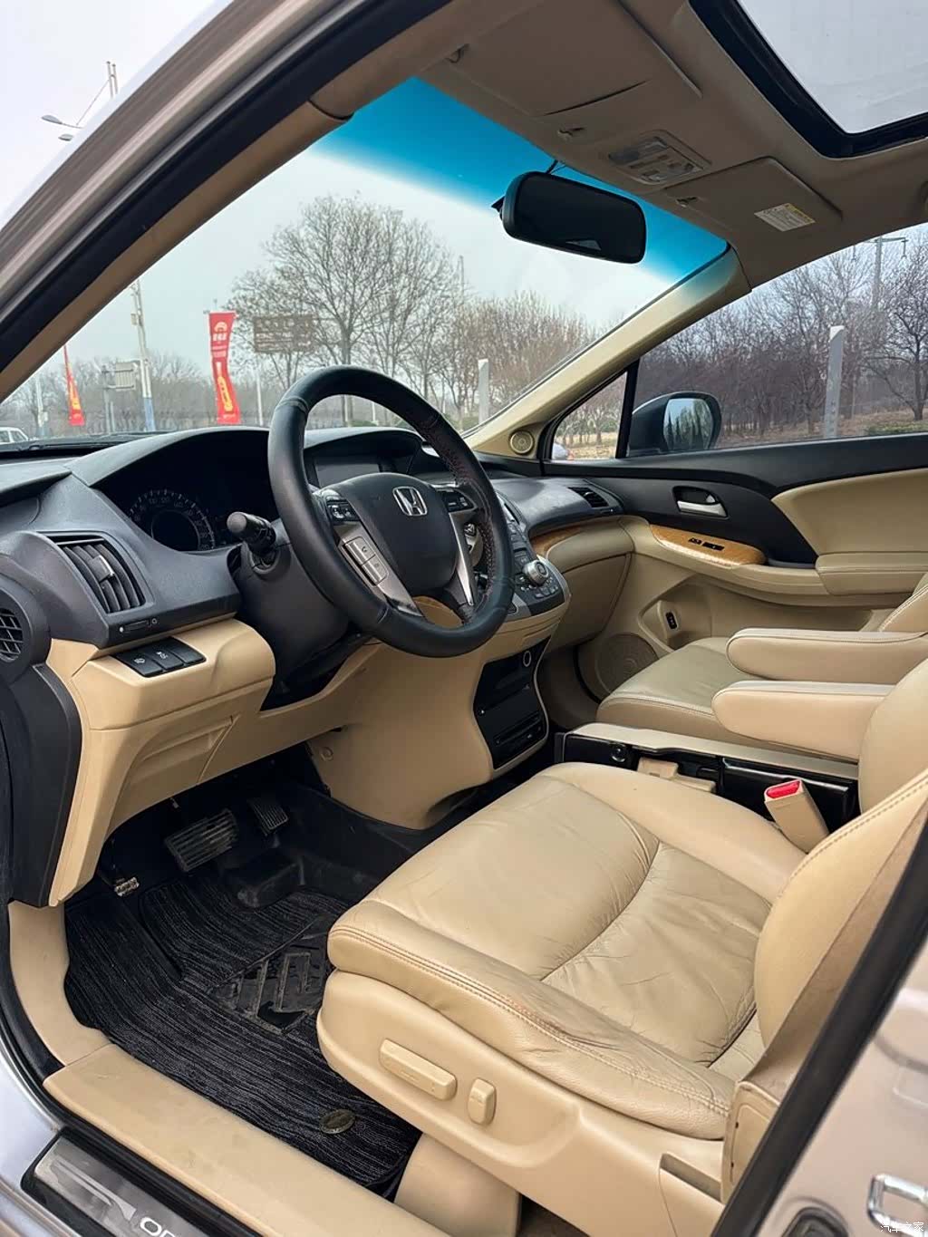 Honda Odyssey, 2011 8