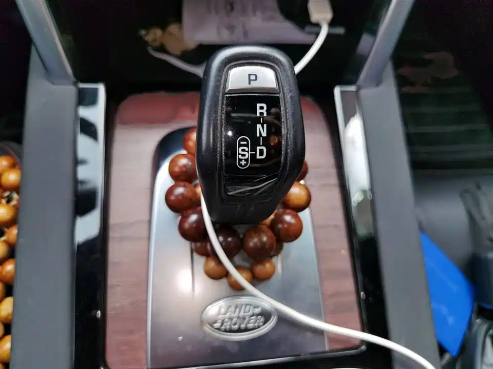 Land Rover Discover sports