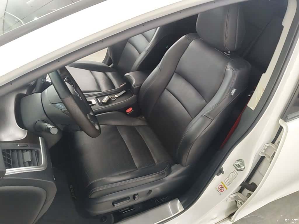 Honda Jade, 2016 15