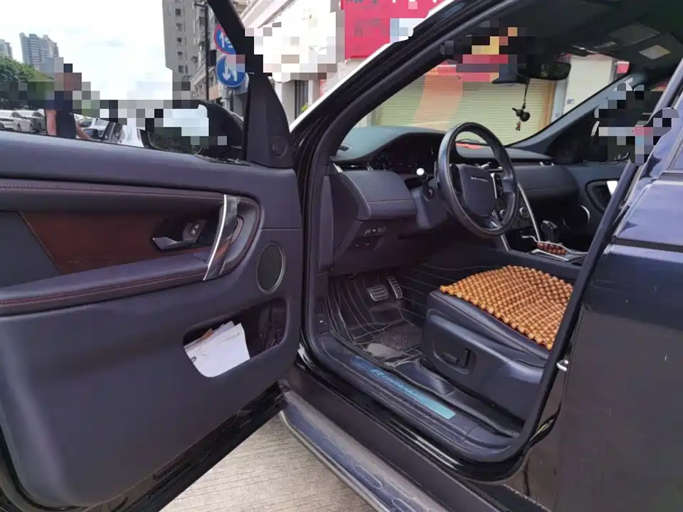 Land Rover Discover sports