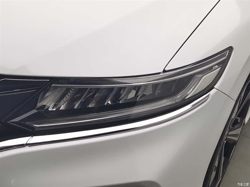 Honda Jade, 2018 7