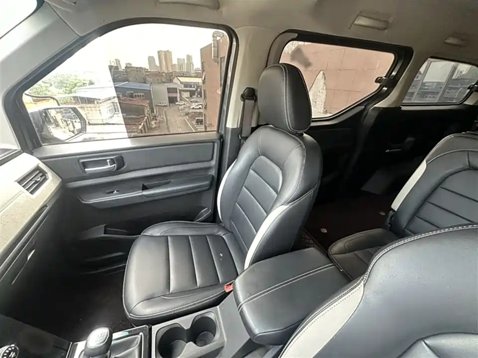 Wuling Wuling Journey