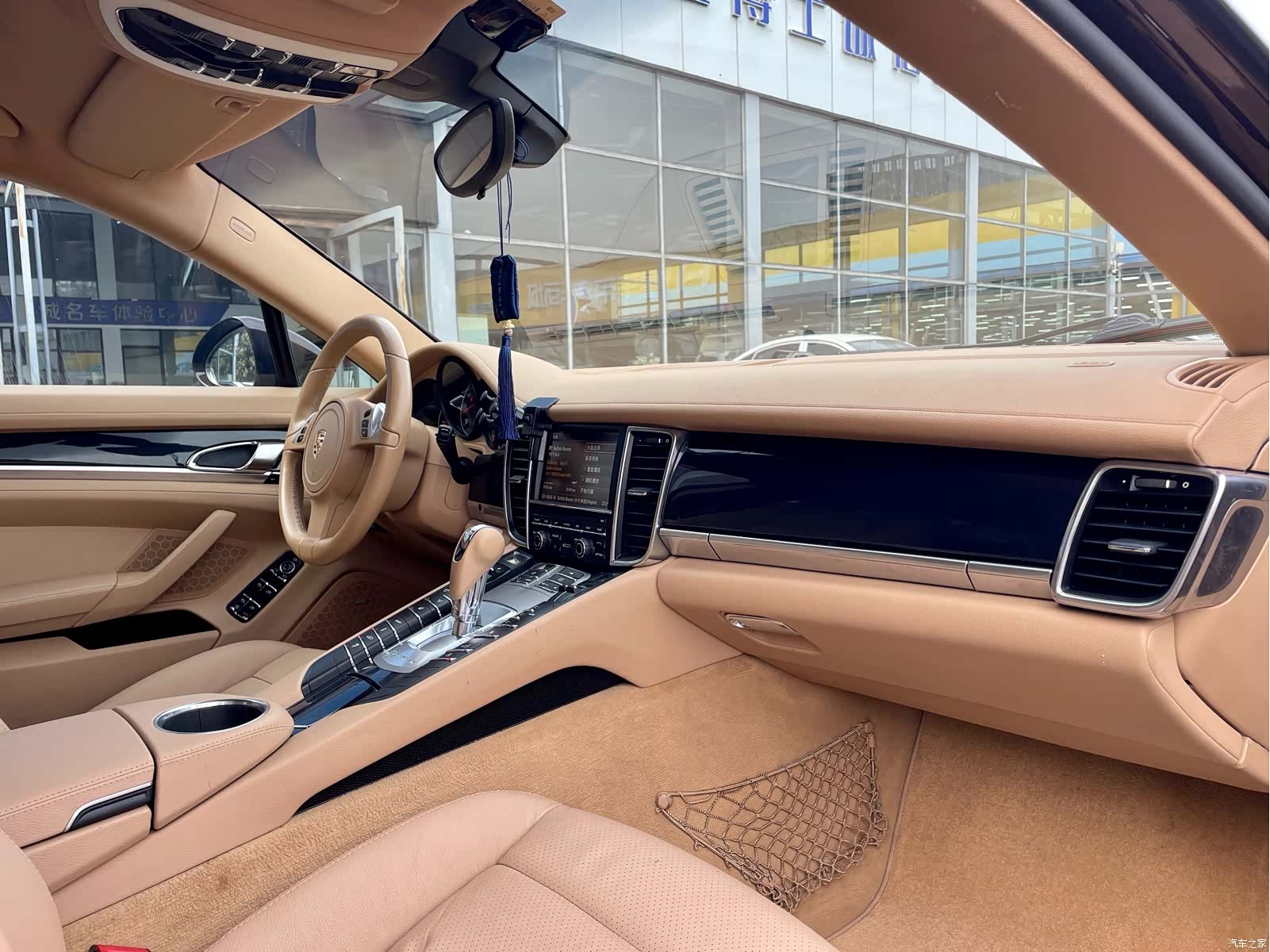 Porsche Panamera, 2011 9