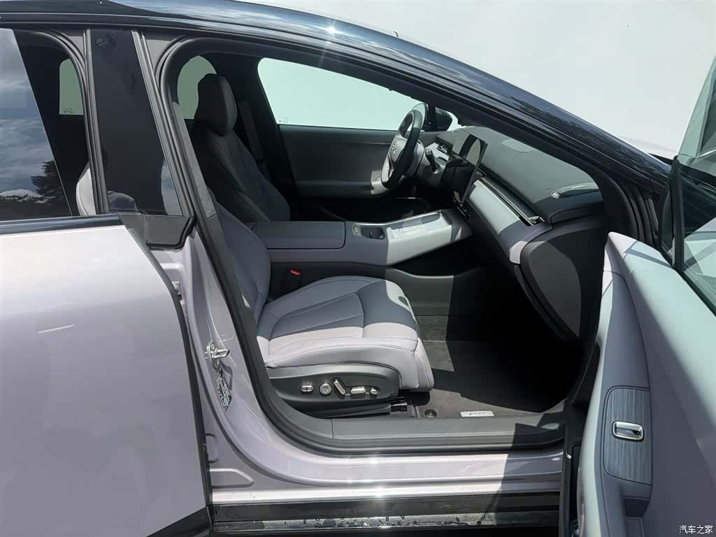 Xpeng P7, 2026 15