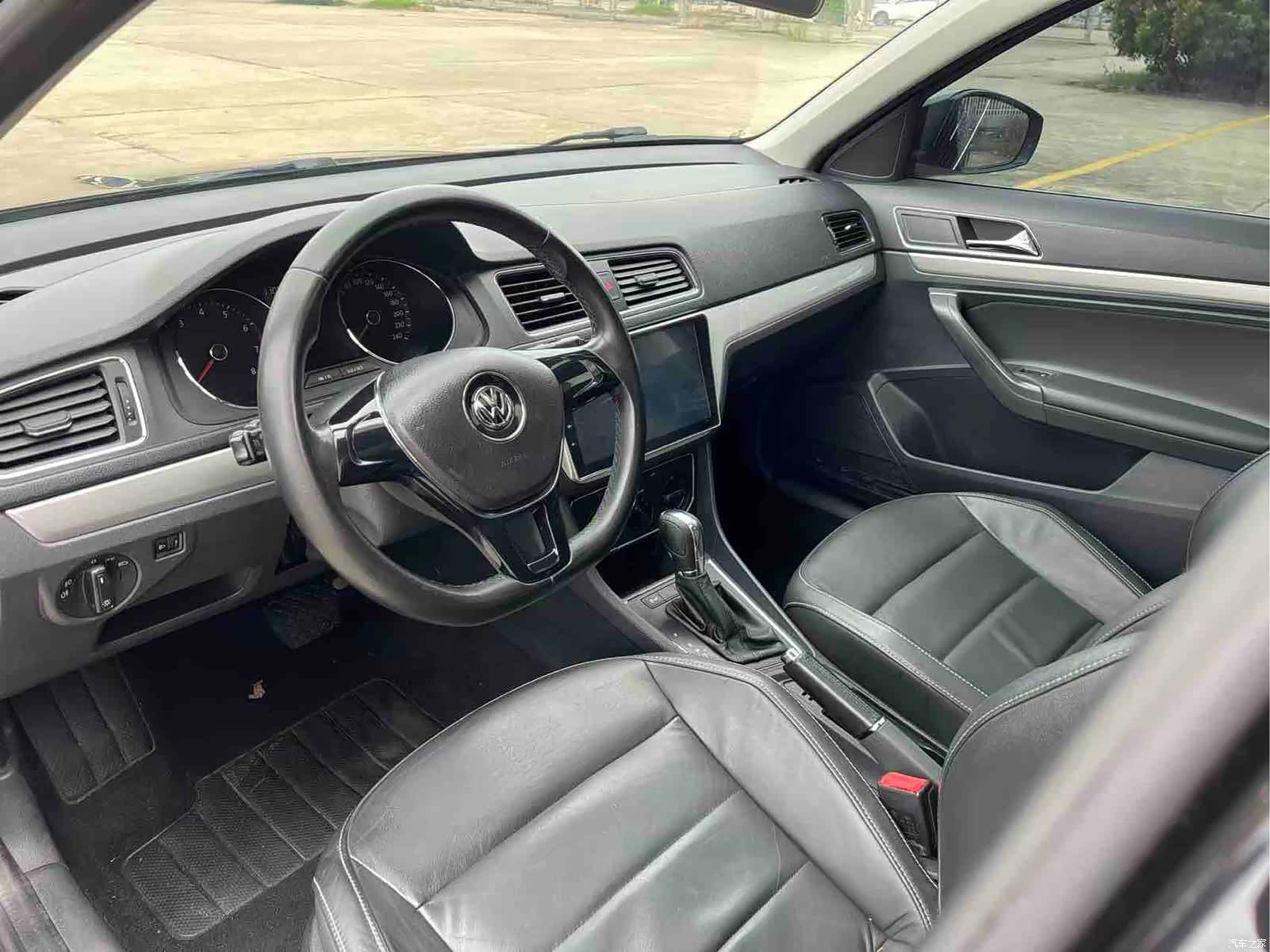 Volkswagen Lavida, 2016 29