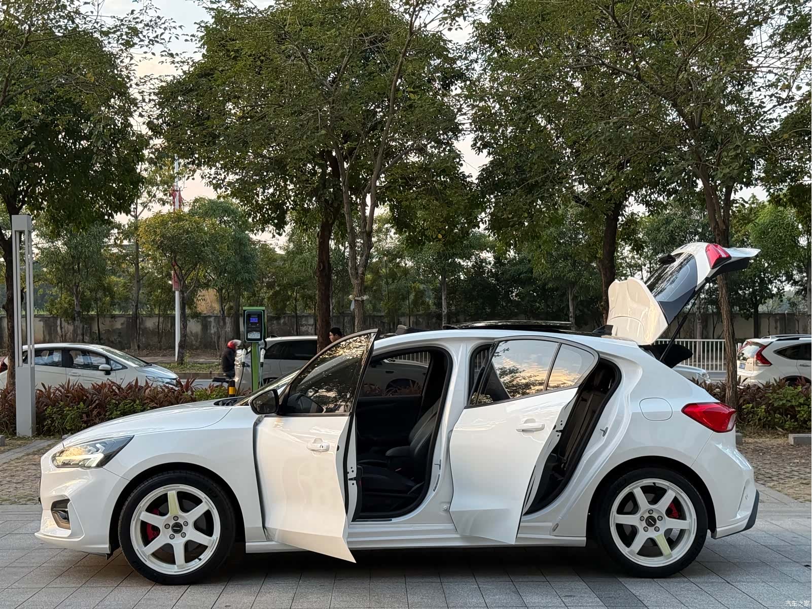 Ford Focus, 2021 14
