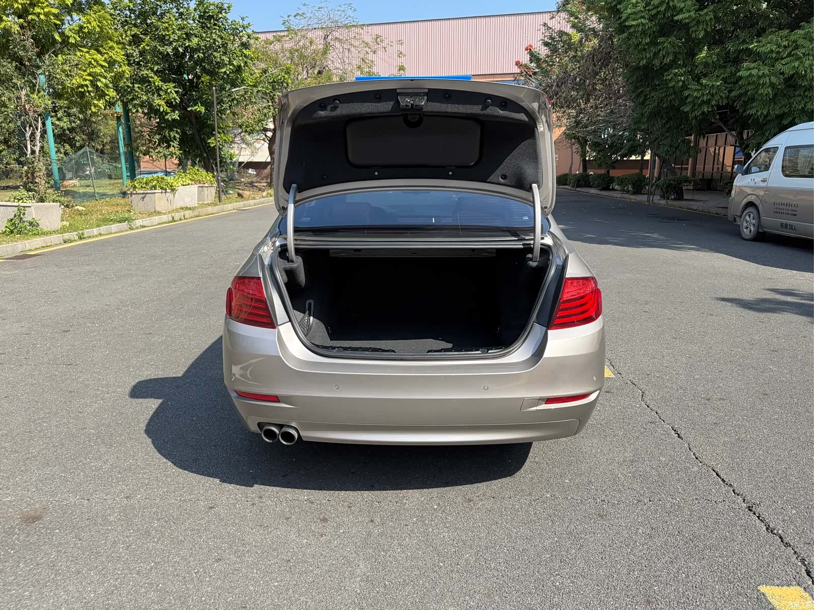 BMW 5 Series, 2015 18